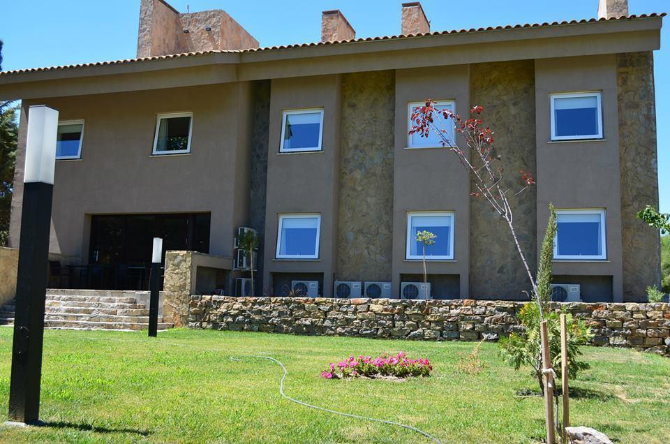 Terra Malal Hotel Chos Malal Kültér fotó